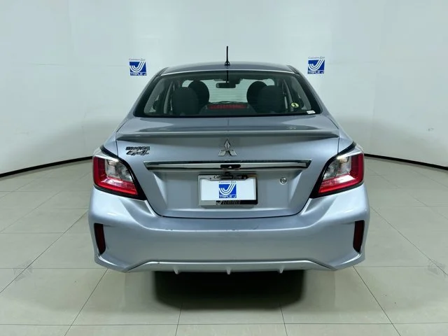 Used 2023 Starlight Silver Metallic Mitsubishi ES image 4