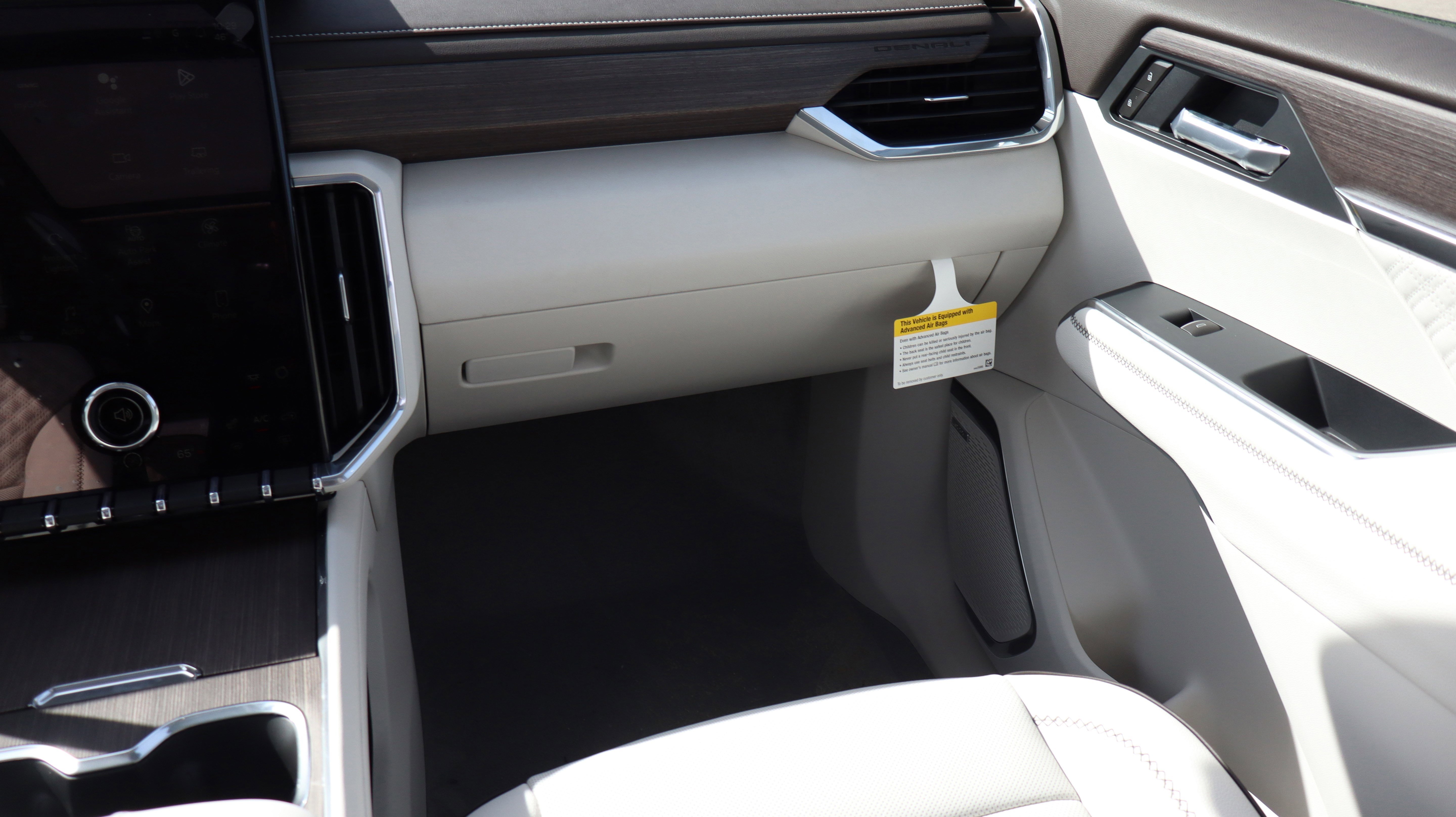 2026 GMC Acadia Denali - Photo 10