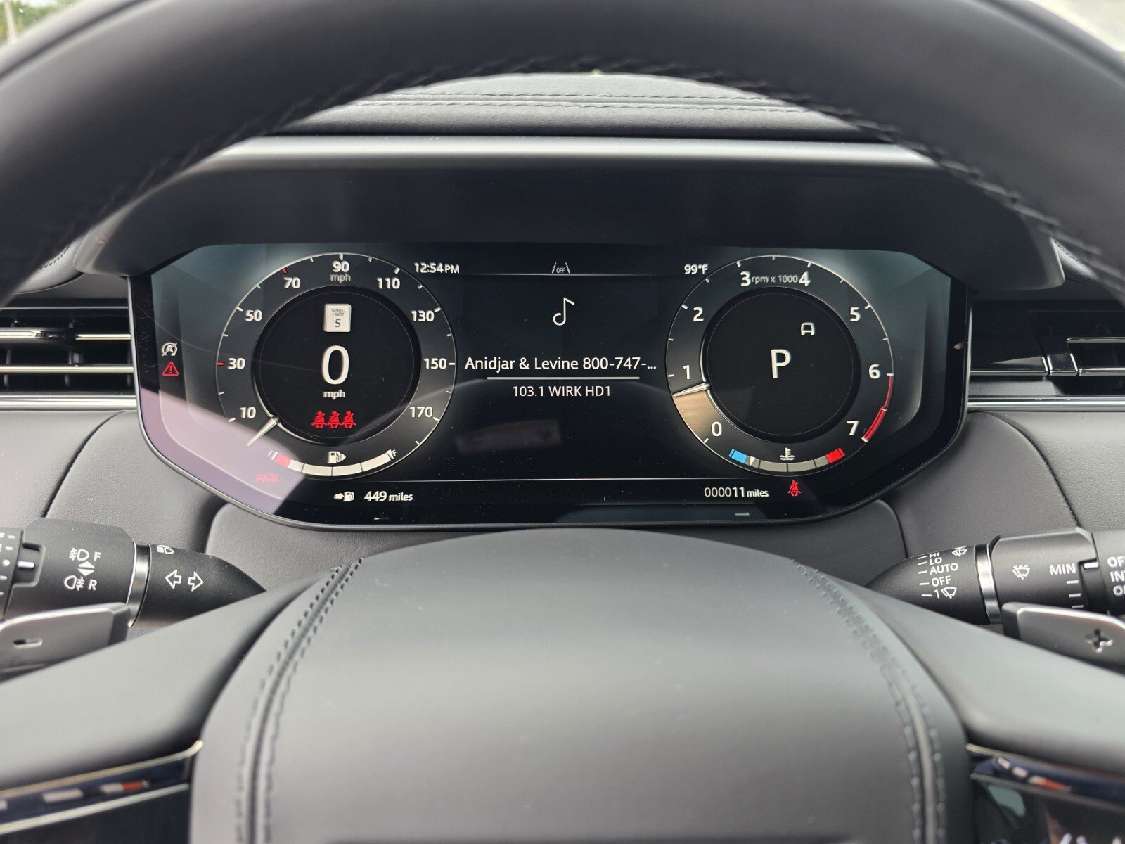 New 2026 Fuji White Land Rover P400 Dynamic SE image 18