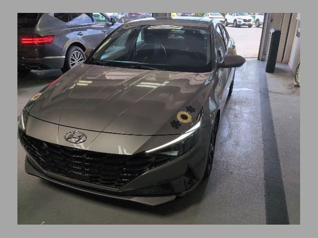Used 2023 Gray Hyundai Limited image 1