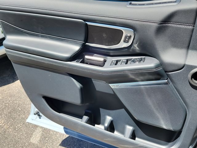 New 2026 Glacier Gray Metallic Tri-Coat Ford Platinum® image 7