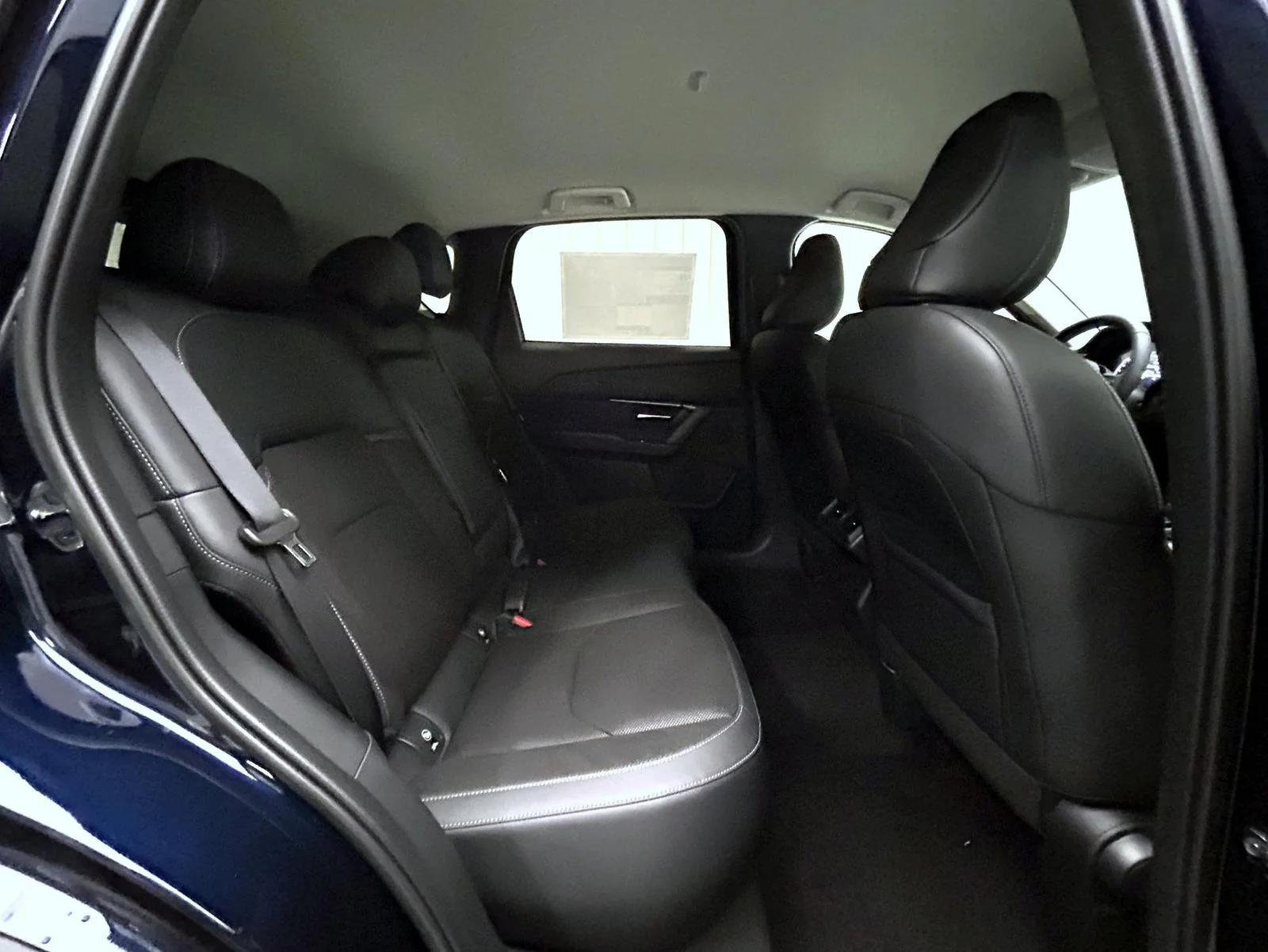 New 2026 Navy Blue Mica Mazda 2.5 S Select AWD image 18