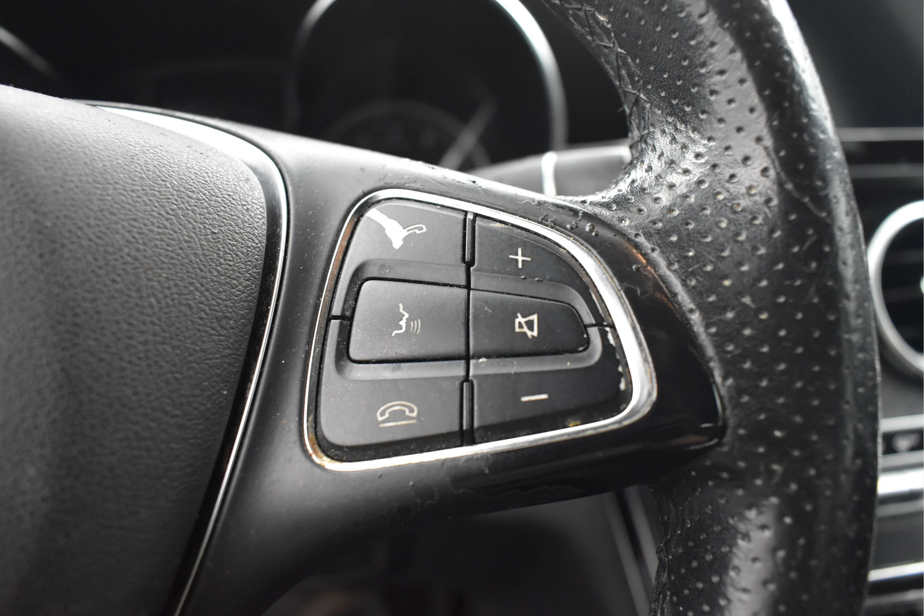 Used 2018 Black Mercedes-Benz C 300 image 21