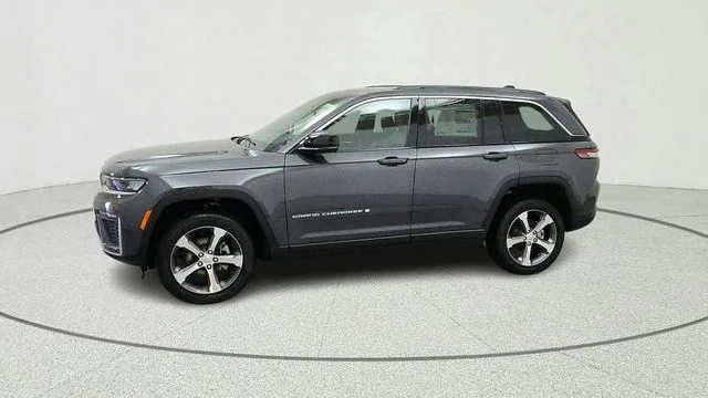 New 2026 Baltic Gray Metallic Clearcoat Jeep Limited image 4