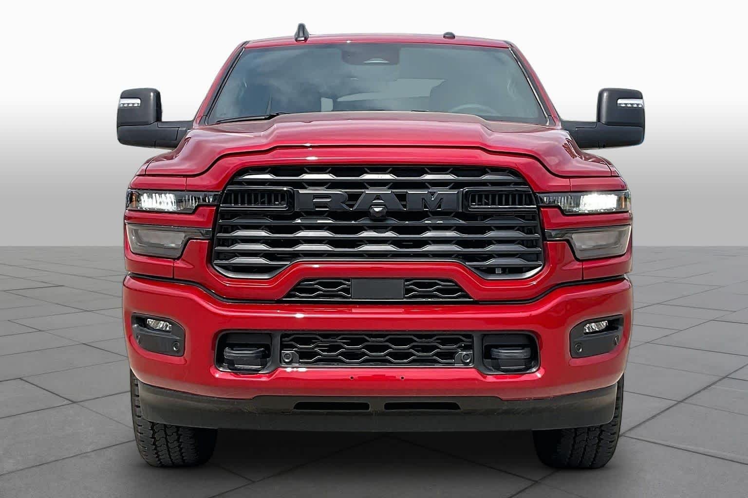 New 2026 Molten Red Pearl-Coat Exterior Paint RAM Big Horn image 3