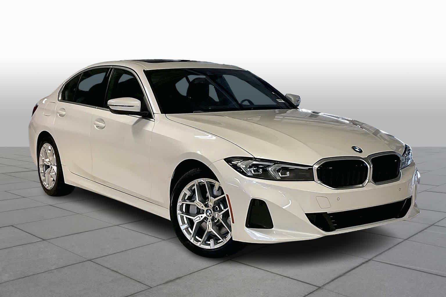 New 2026 Mineral White Metallic BMW 330i NA image 2
