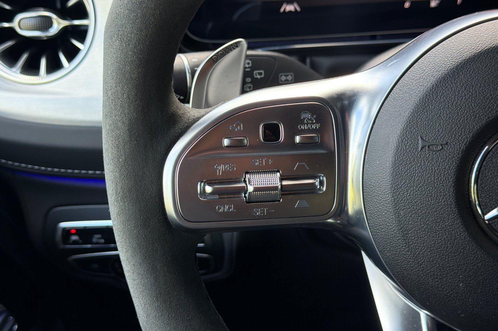 Used 2021 Gray Mercedes-Benz G 63 AMG® image 28
