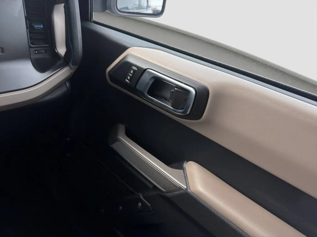 Used 2022 Gray Ford Base image 17