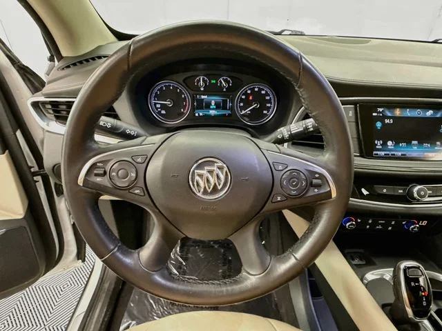 Certified Used 2018 White Frost Tri-Coat Buick Essence image 11