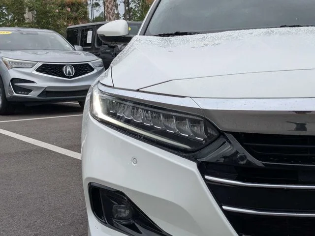 Used 2022 White Honda Touring image 9