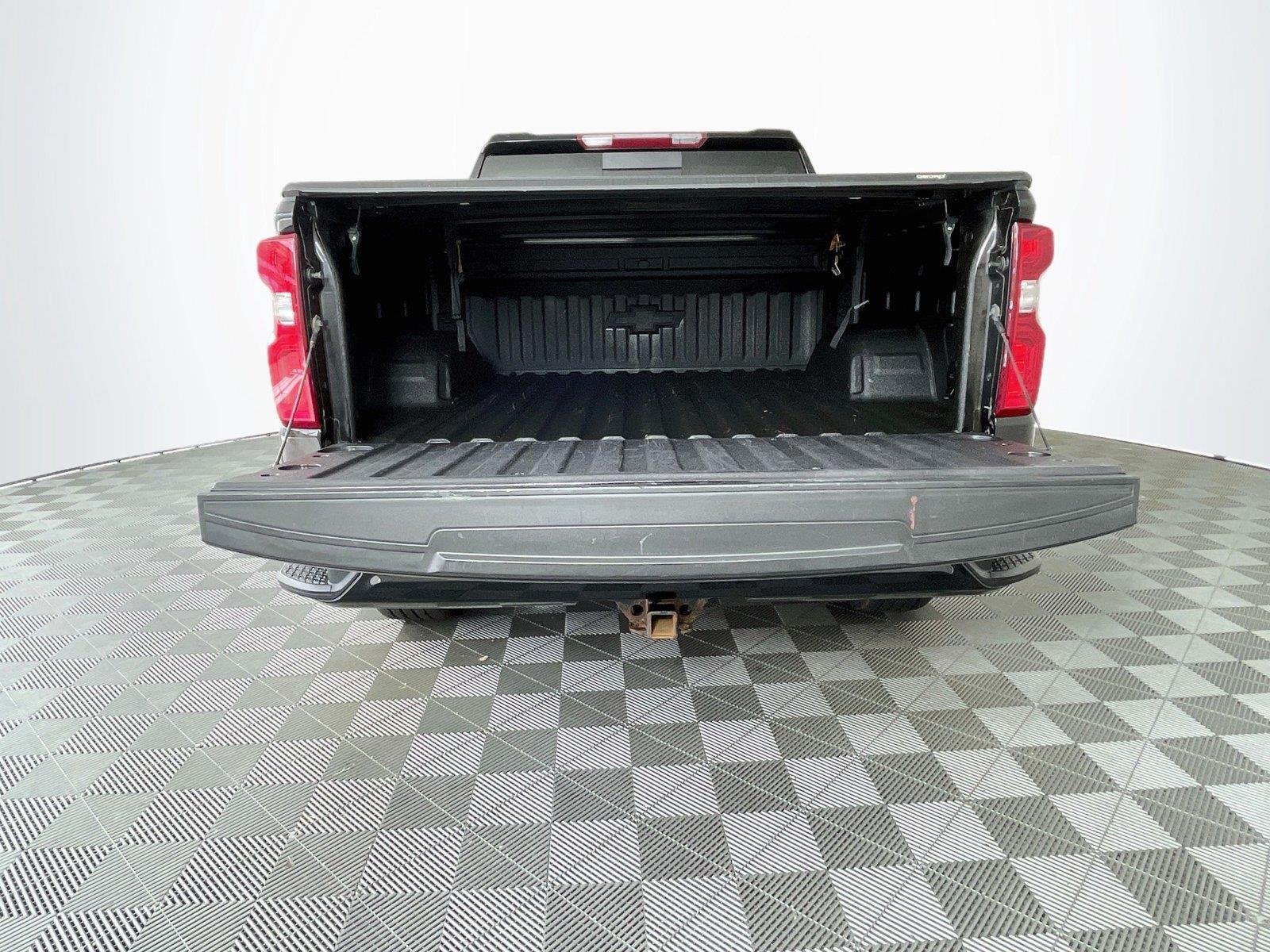 Used 2023 Black Chevrolet RST image 28