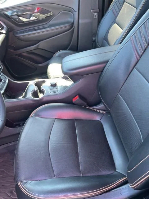 Used 2024 Riptide Metallic GMC AT4 image 12