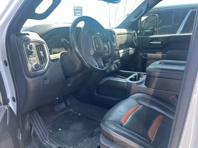 Used 2022 Summit White GMC AT4 image 5