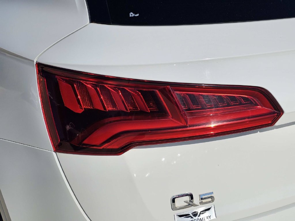 Used 2020 White Audi Premium image 11