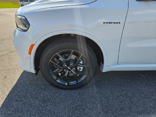 New 2027 White Knuckle Clear-Coat Exterior Paint Dodge GT image 28