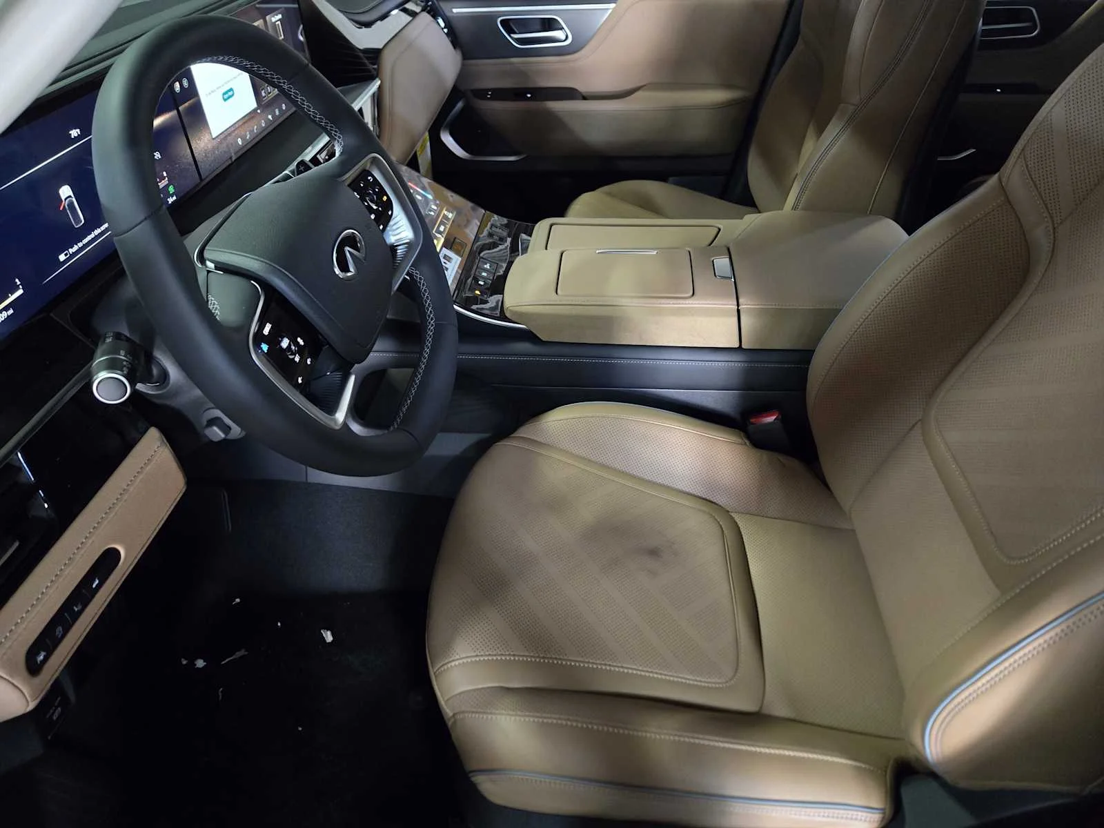 New 2026 BLACK OBSIDIAN INFINITI Luxe 2WD image 8