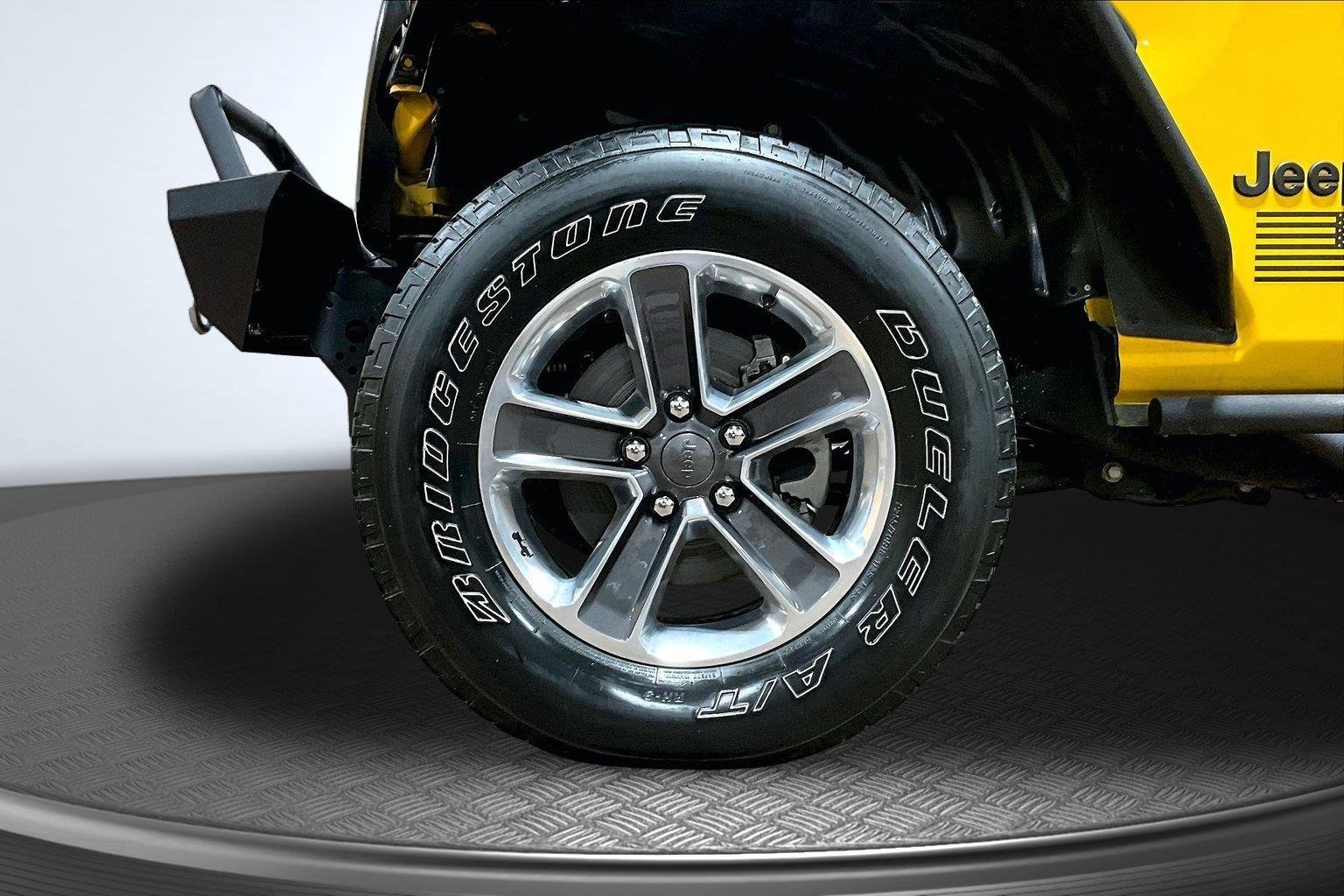 Used 2021 Hellayella Clearcoat Jeep Unlimited Willys Sport image 9