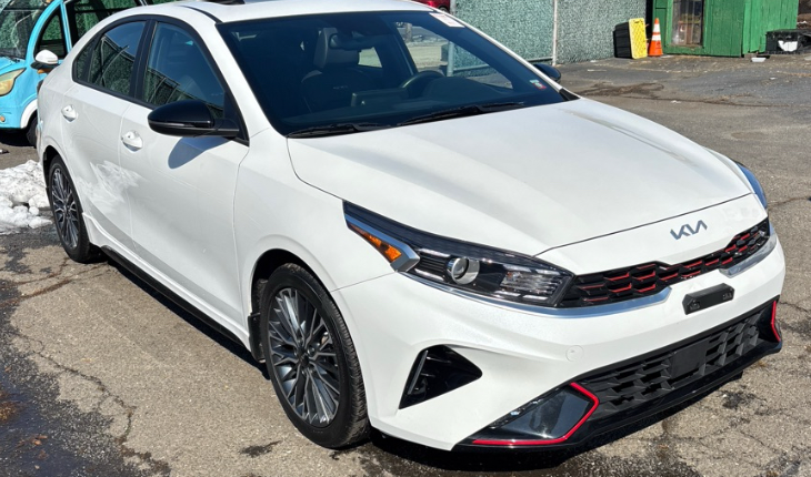 2023 Kia Forte GT-Line