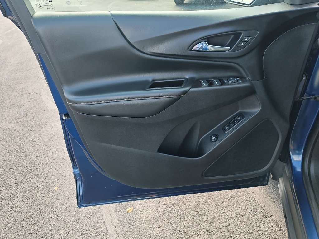 Used 2021 Blue Chevrolet Premier image 12