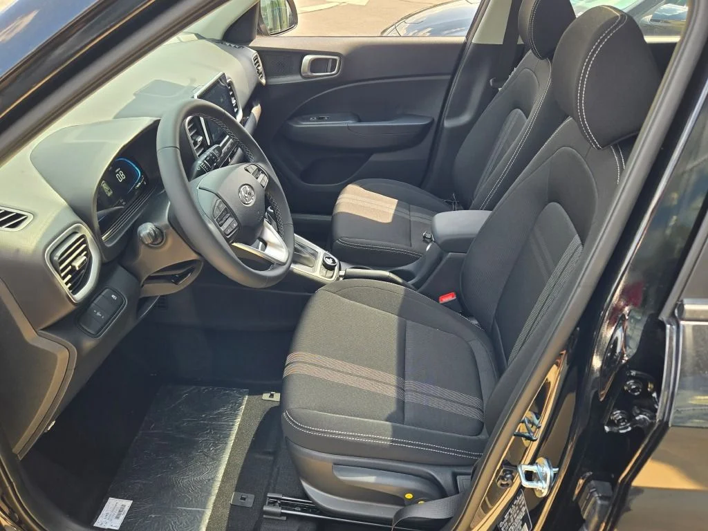 New 2026 Onyx Black Hyundai SEL image 20