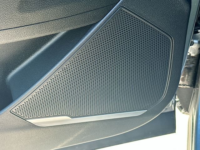 New 2026 Steel Gray Kia LX image 18