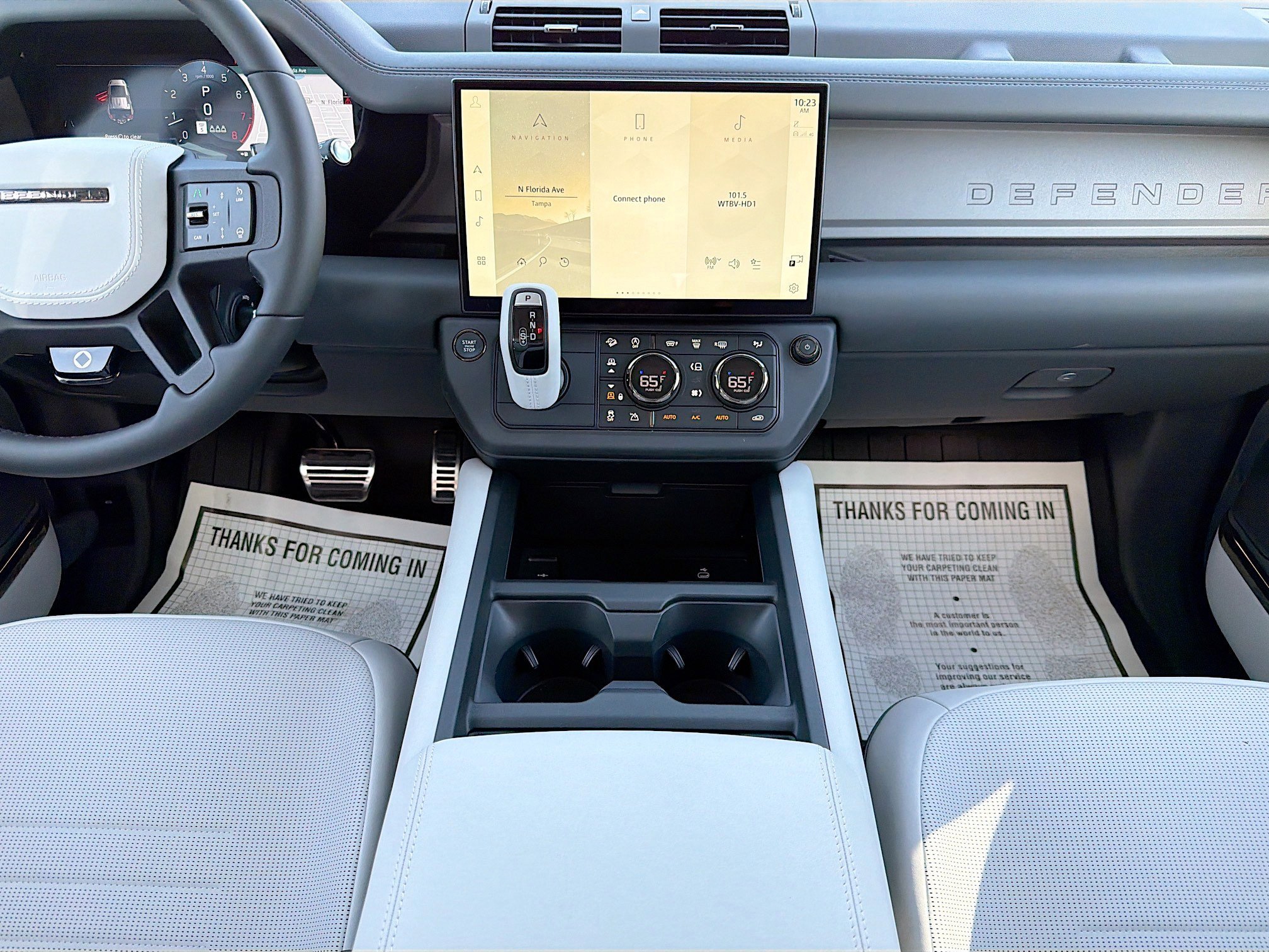 New 2026 Charente Grey Land Rover OCTA image 17