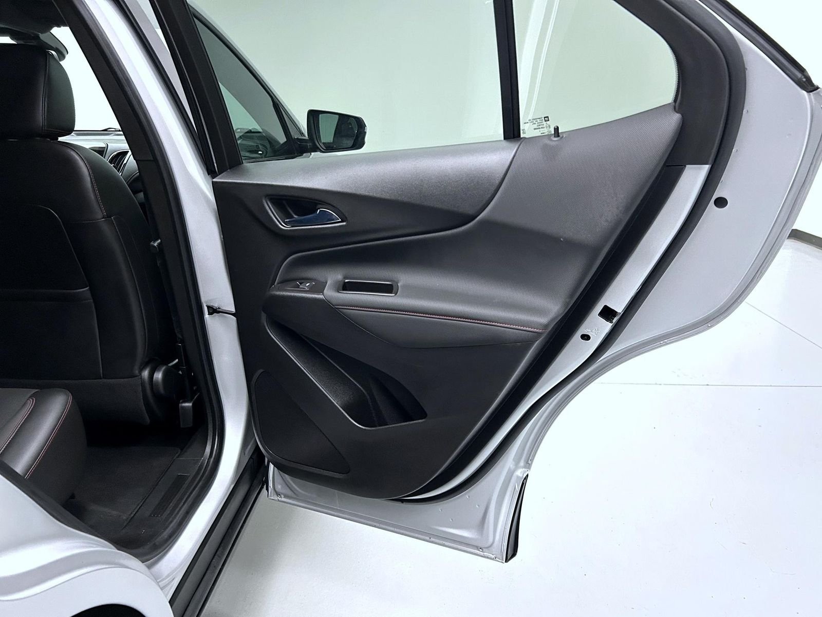 Used 2022 Silver Chevrolet RS image 17