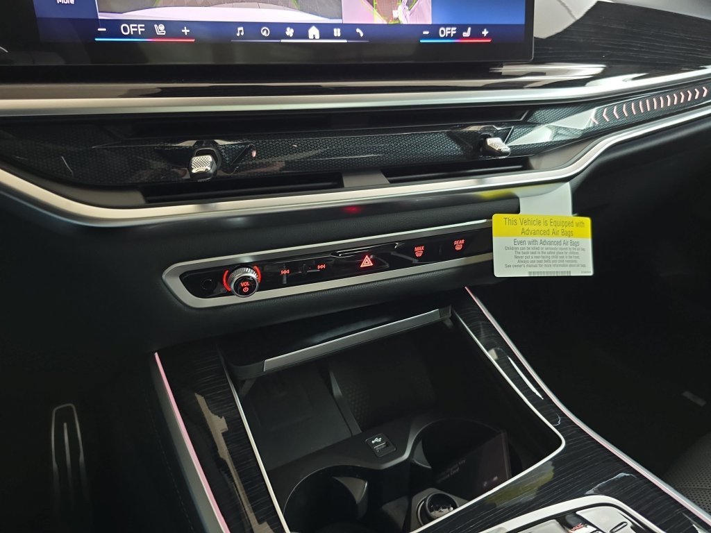 New 2026 Alpine White BMW xDrive50e image 24