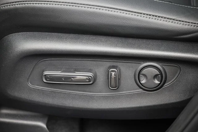 2025 Honda CR-V EX-L - Photo 23