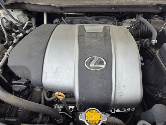 Used 2016 White Lexus 350 image 33