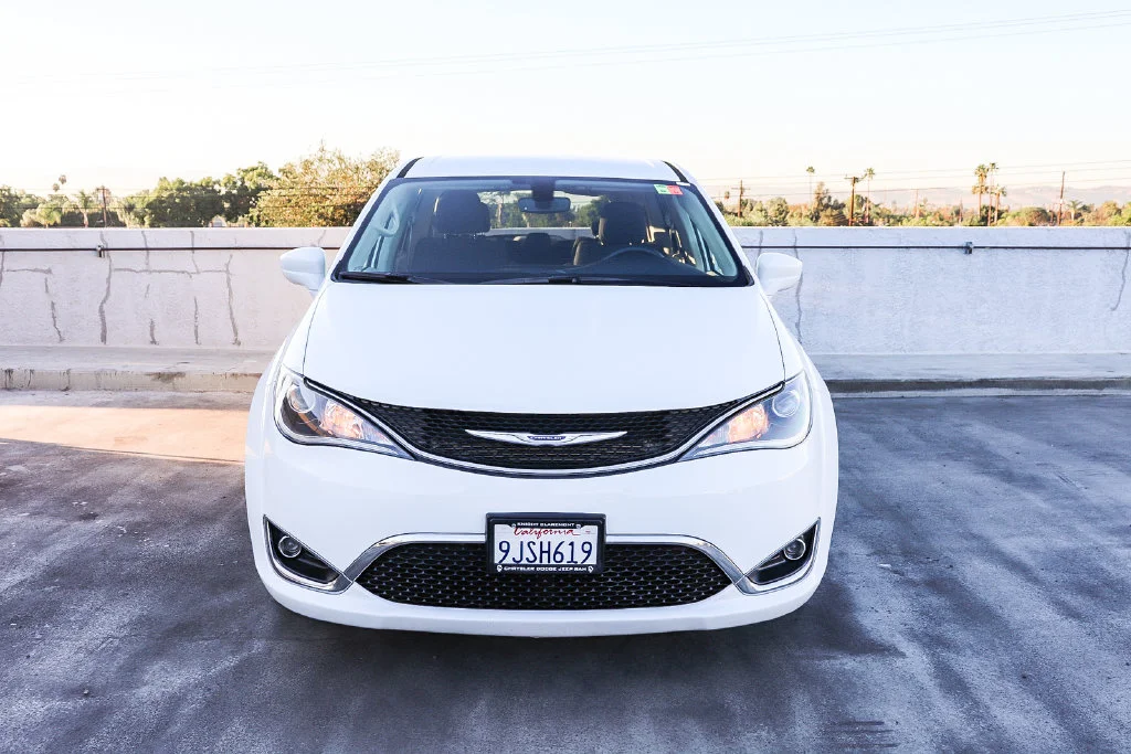 Used 2020 White Chrysler Touring image 2
