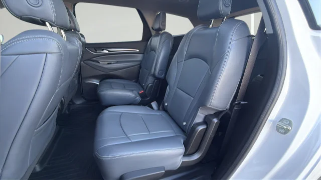 2018 Buick Enclave Premium - Photo 11