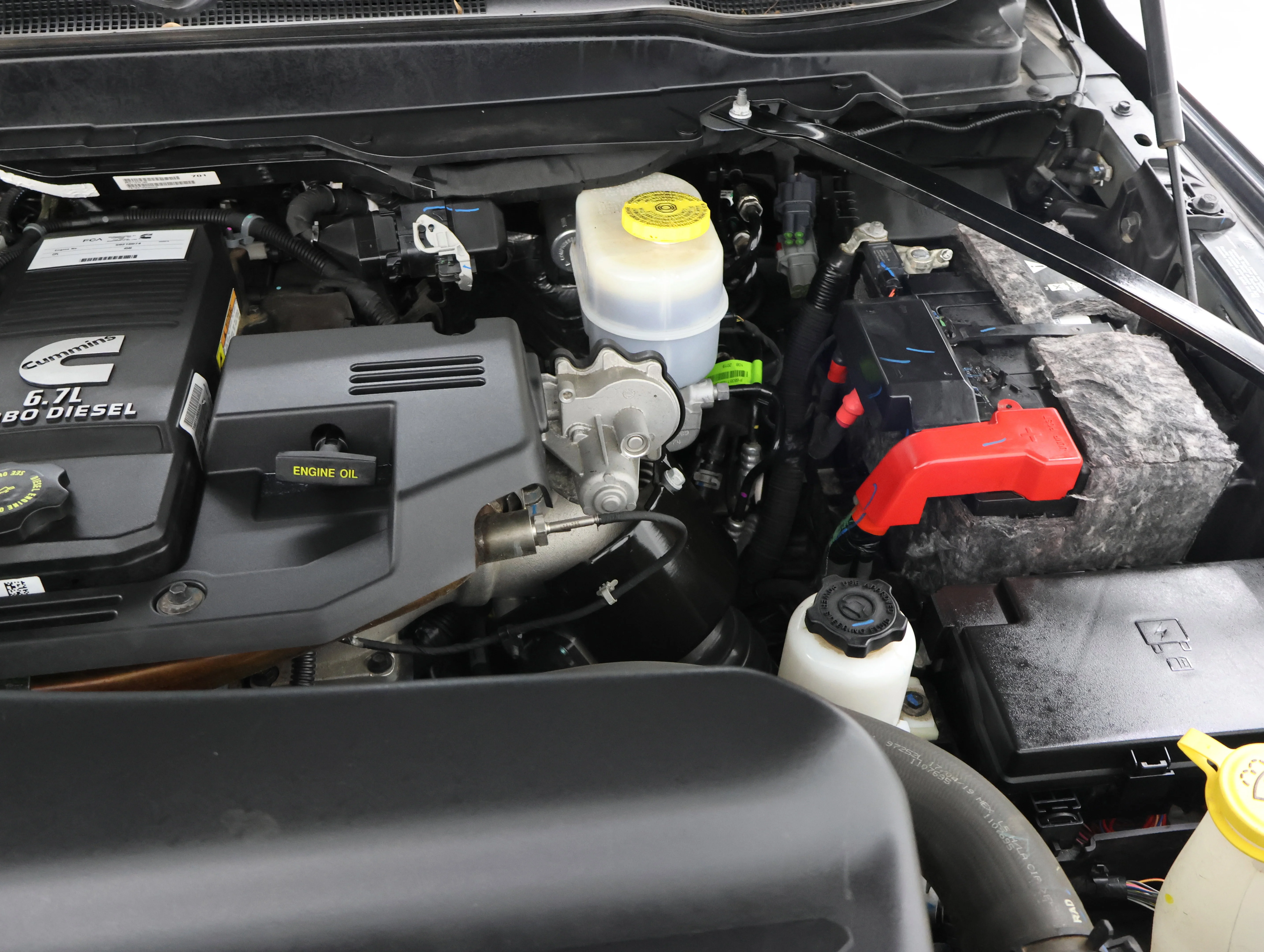 Used 2019 Maximum Steel Metallic Clearcoat Ram Laramie image 19