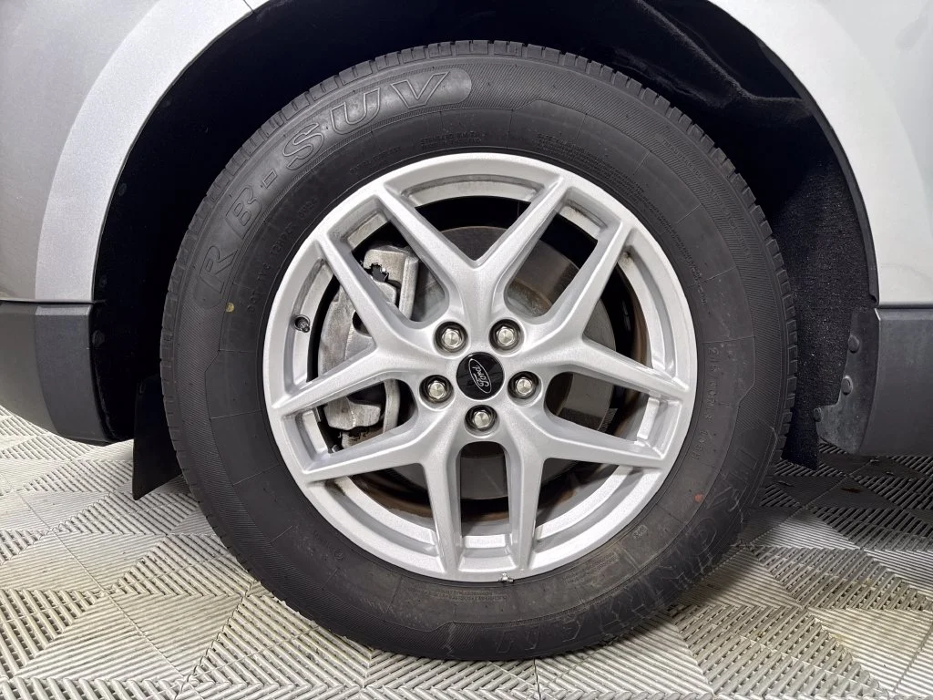 2023 Ford Edge SEL - Photo 23