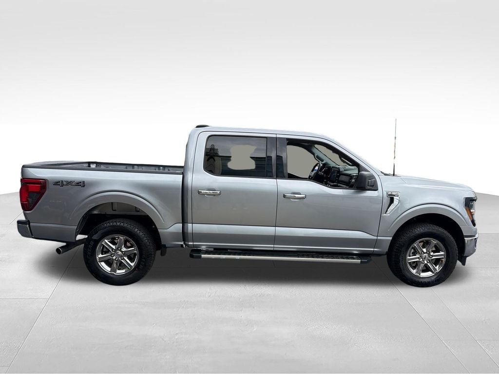 Used 2025 Silver Ford XLT image 6