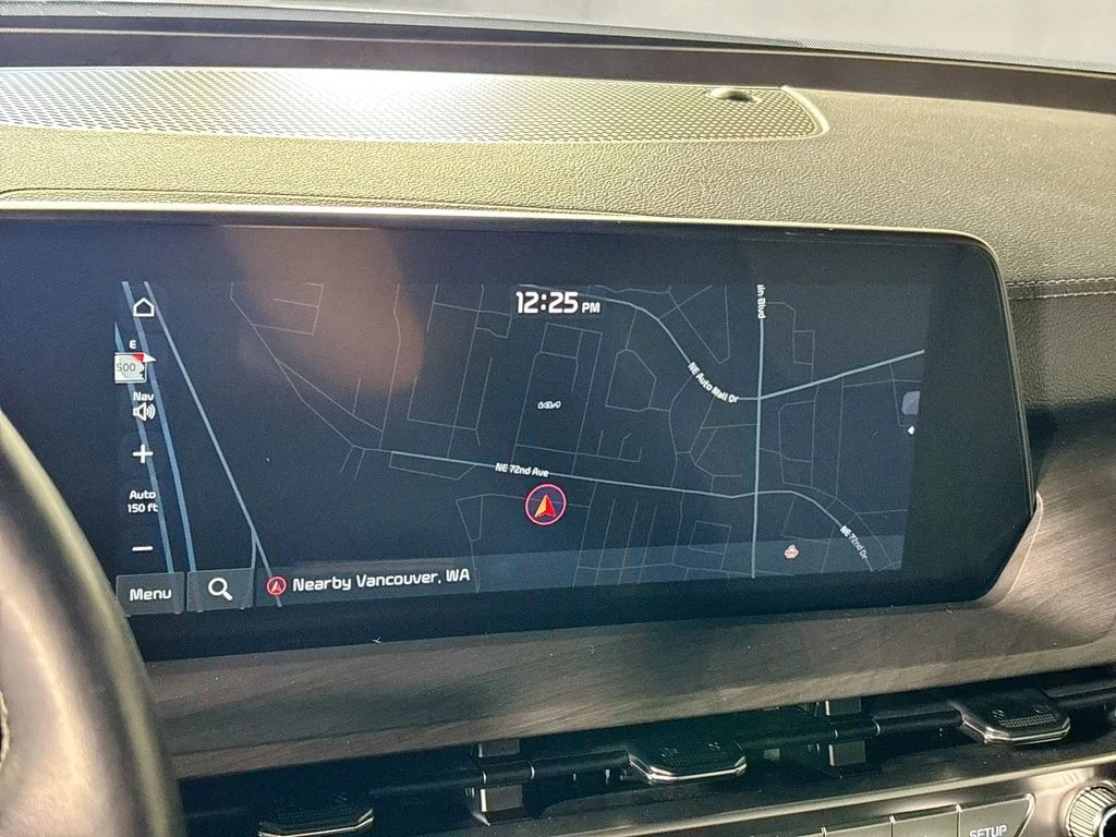 Used 2025 Green Kia EX X-Pro image 16