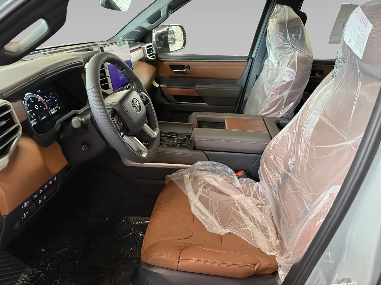 2026 Toyota Tundra 1794 Edition - Photo 11