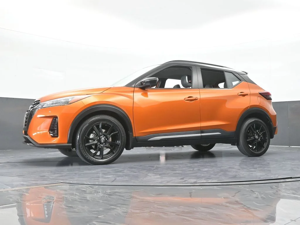 Used 2023 Monarch Orange Metallic/Super Black Nissan SR image 59
