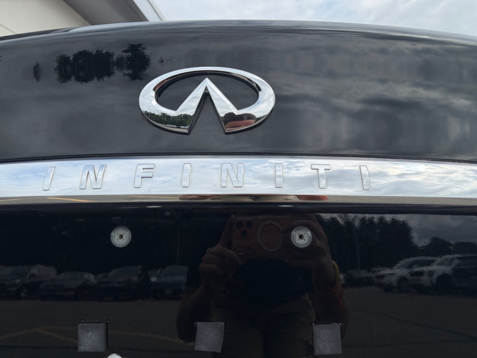 Used 2023 Black Obsidian INFINITI LUXE image 42