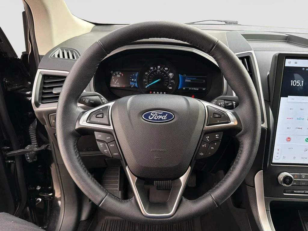 Used 2024 Agate Black Metallic Ford SEL image 27