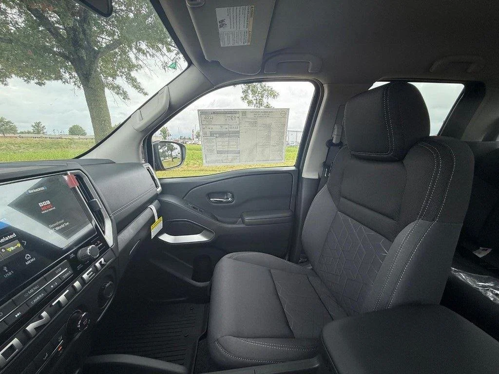 2026 Nissan Frontier SV - Photo 12