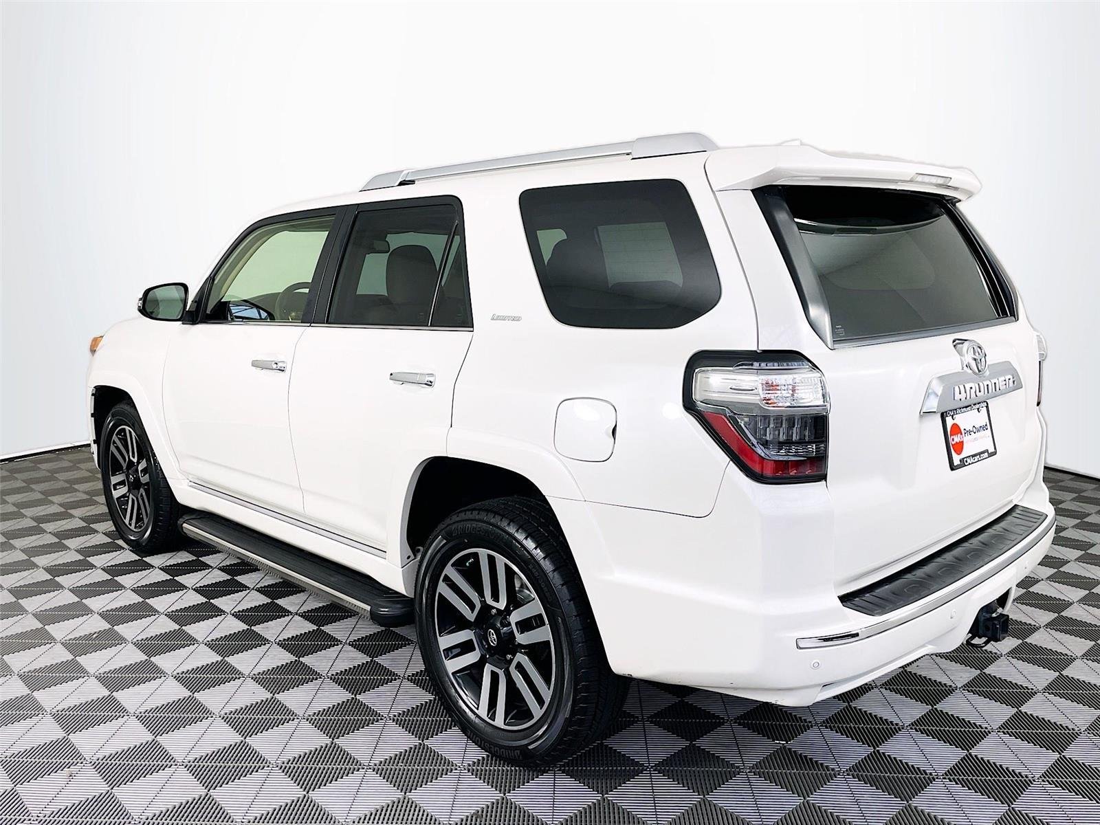 Used 2021 Blizzard Pearl Toyota Limited image 6