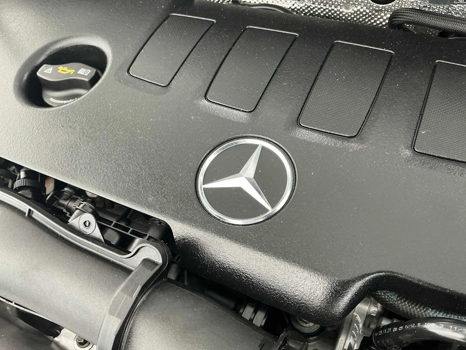Certified Used 2022 Polar White Mercedes-Benz GLA 250 image 26