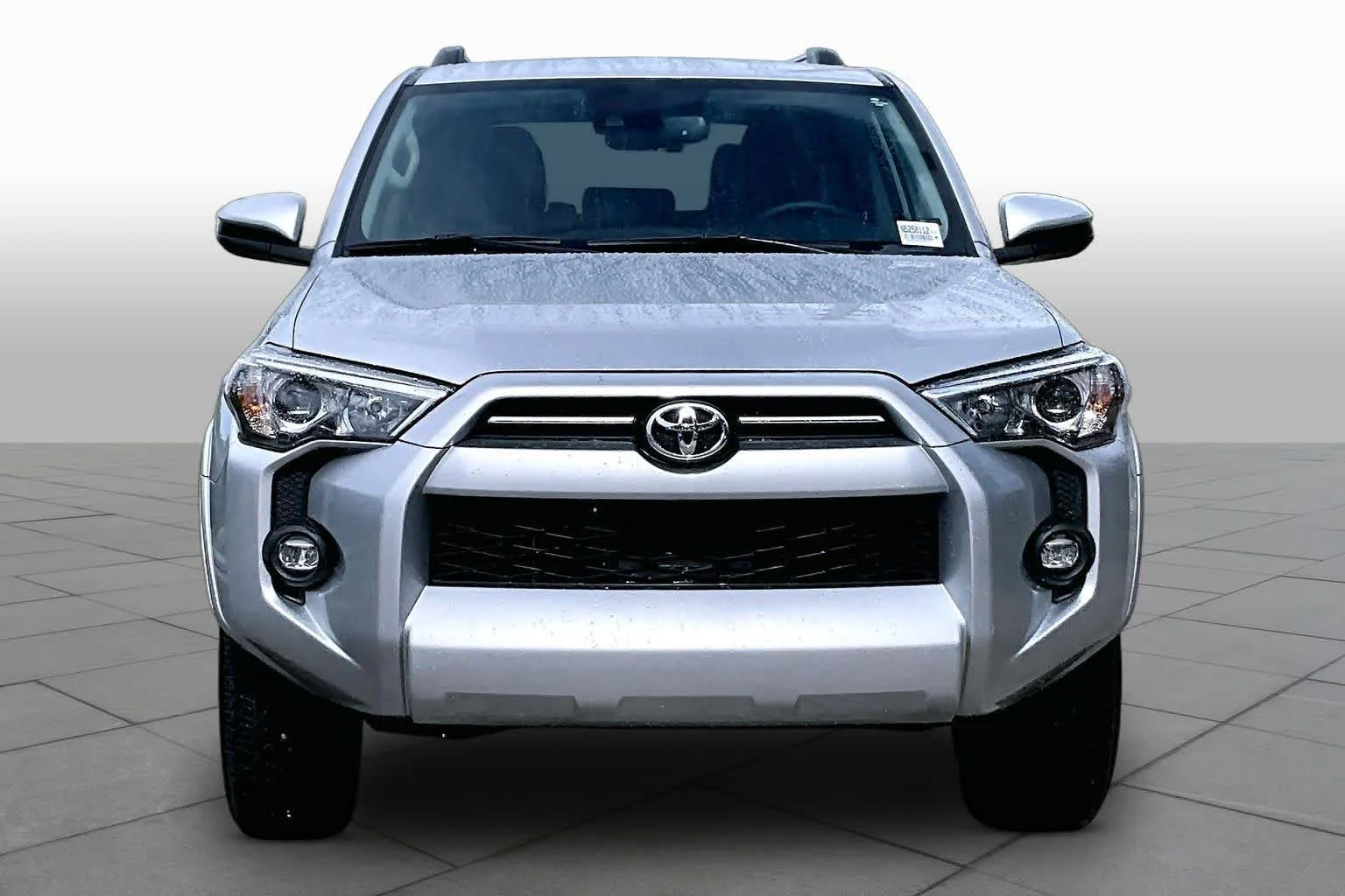 Used 2022 Classic Silver Metallic Toyota SR5 image 4