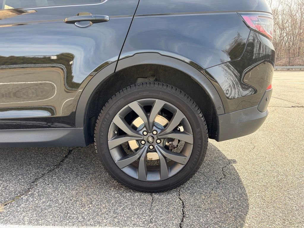 Used 2021 Black Land Rover SE image 10