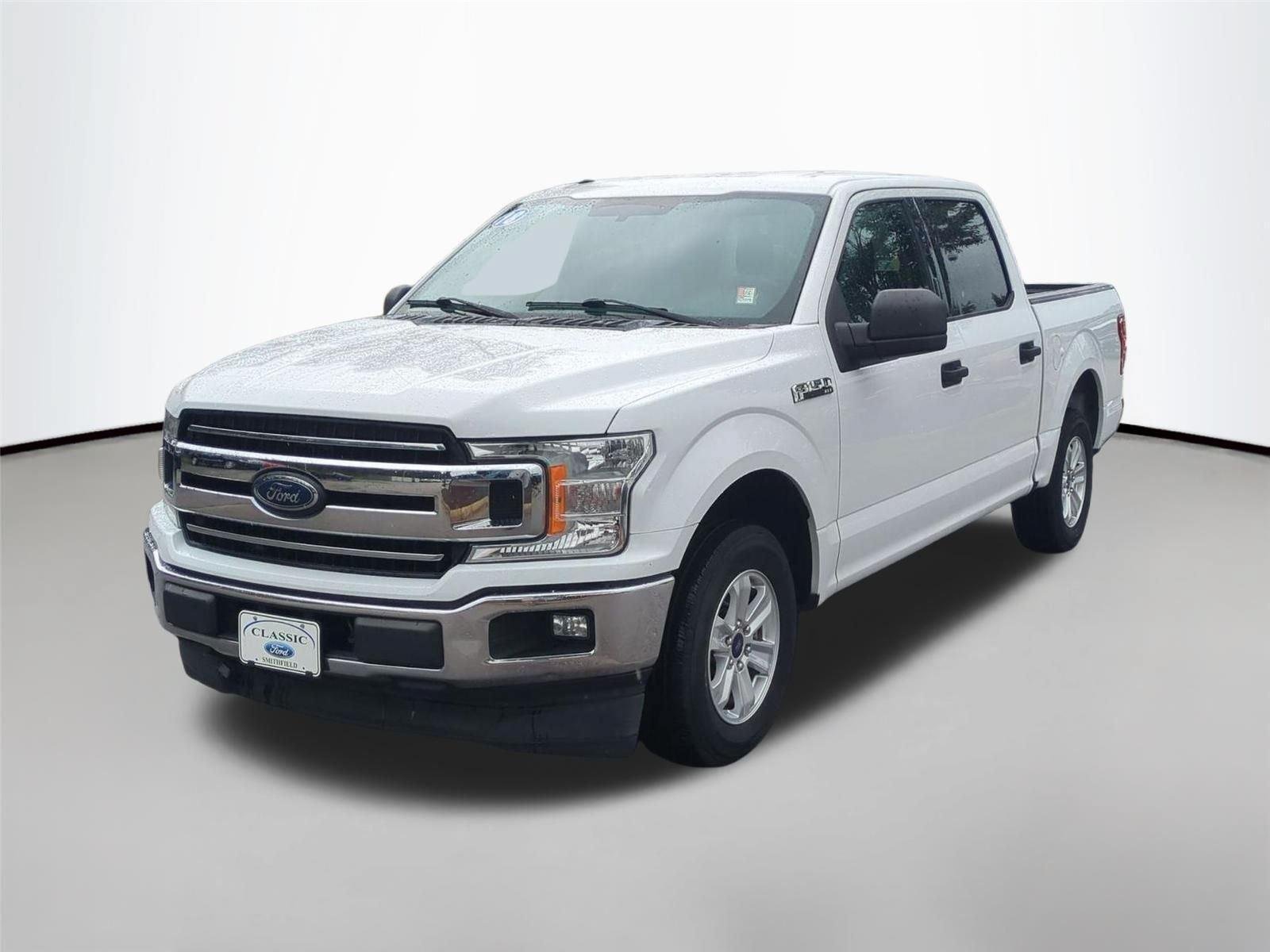 Used 2018 Oxford White Ford XLT image 1