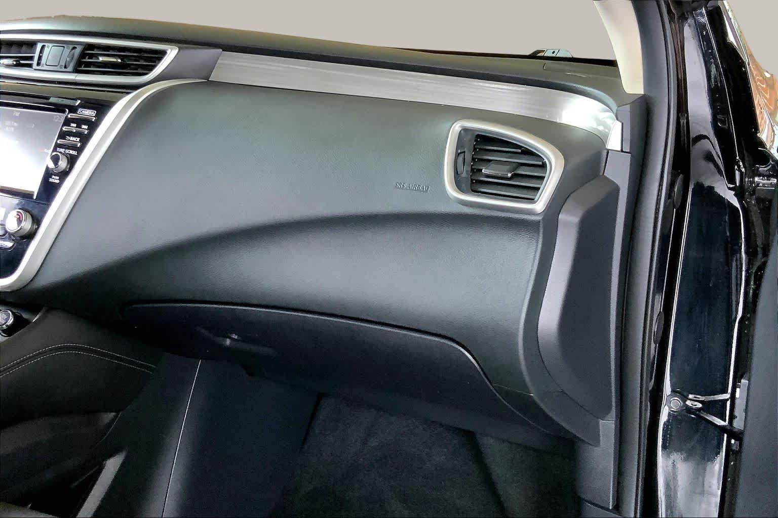 Used 2018 Magnetic Black Metallic Nissan S image 18