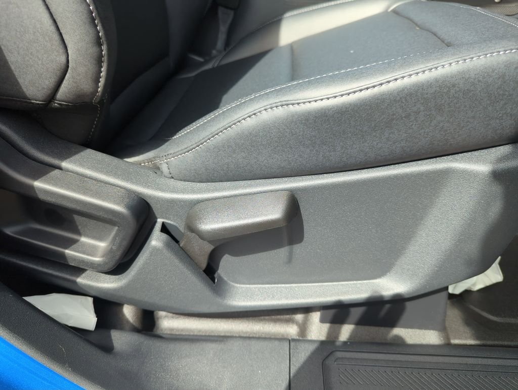 New 2026 Velocity Blue Metallic Ford Badlands® image 37