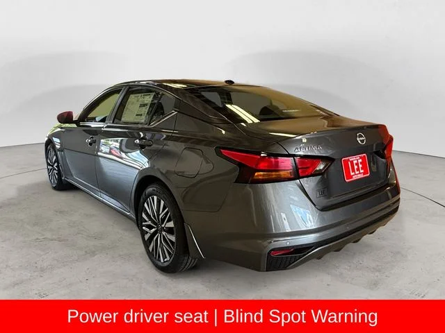 New 2026 Gray Nissan 2.5 SV image 3