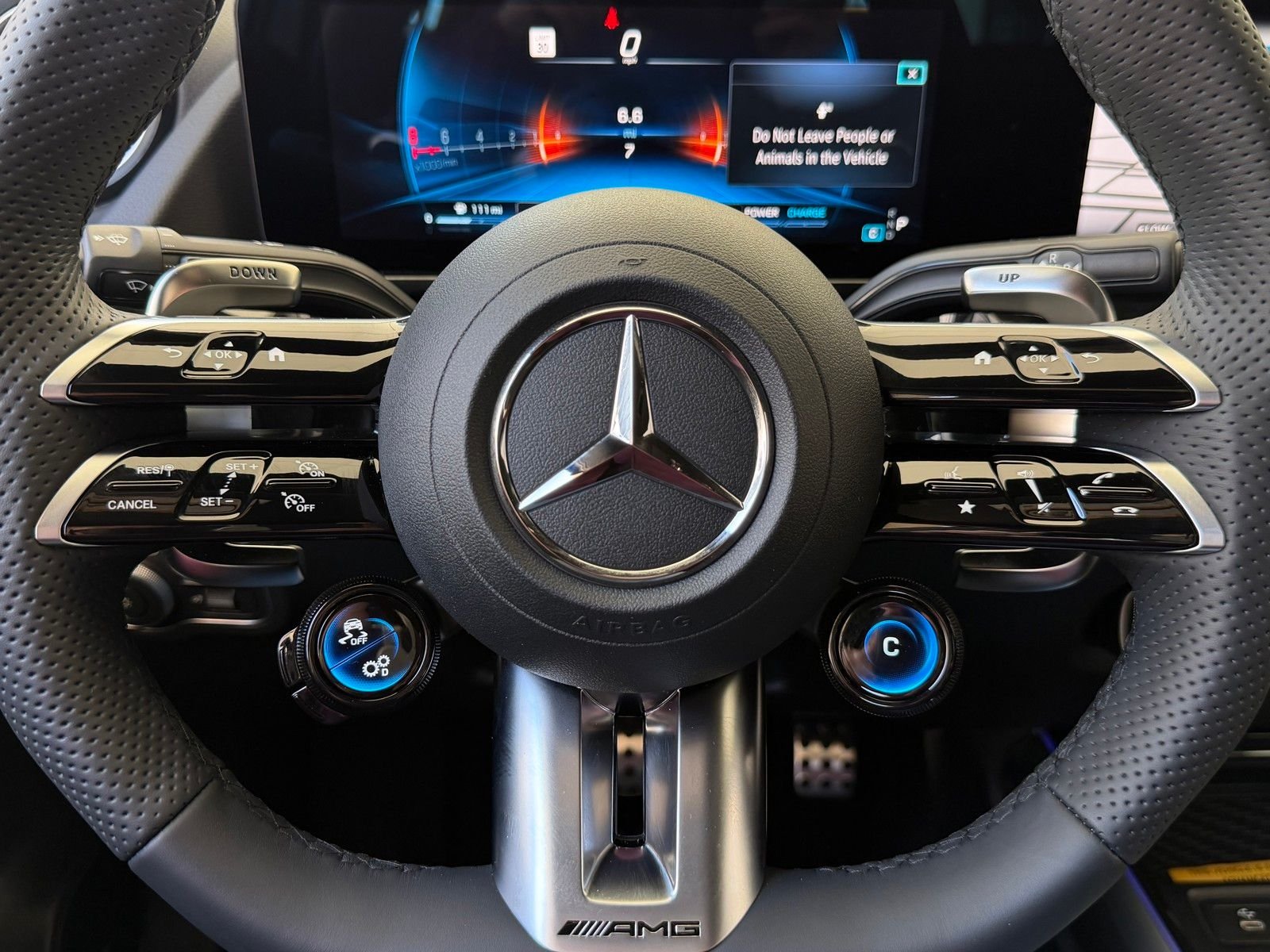 New 2026 MANUFAKTUR Alpine Grey Mercedes-Benz AMG® GLA 35 4MATIC® SUV image 12